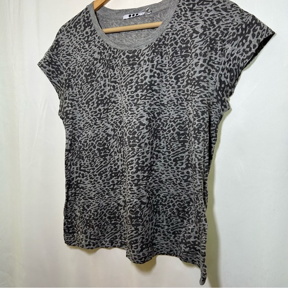 3 Dots Womens Animal Print Short Sleevw T-Shirt Size Small - Picture 2 of 3